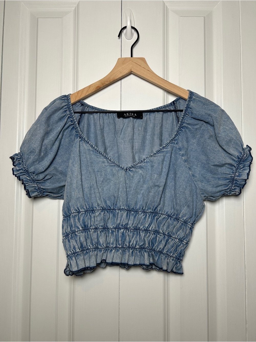 AKIRA Light Wash Denim Smocked Crop Top Short Puff Sleeve Size S